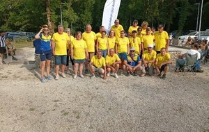 EQUIPE DES BENEVOLES AVEC BRIDGET EN PLUS