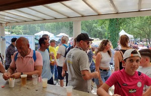 FORTE FREQUENTATION A LA BUVETTE