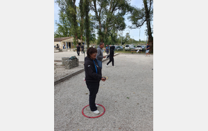 Béa très concentrée